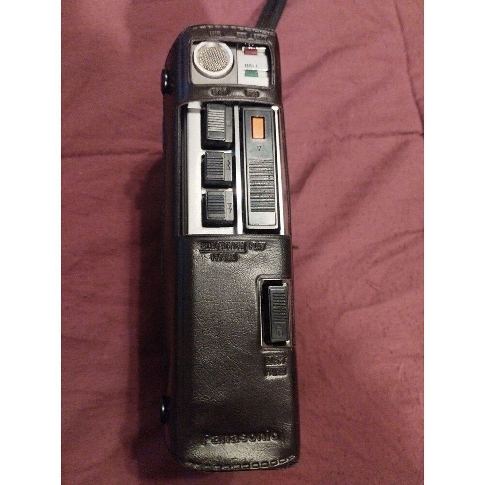 Panasonic RQ-337 Vintage Cassette Recorder & Player w/case / EXCELLENT CONDITION